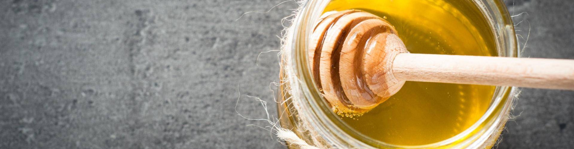 La Cupeta è un dolce tipo della Valtellina a base di miele prodotto naturalmente in questa terra